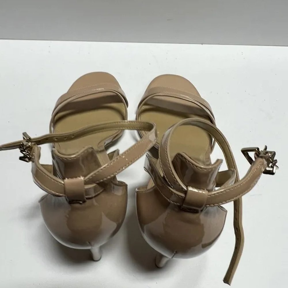 Michael Kors Womens Kimberly Sandal Beige Size 10M - Picture 4 of 6